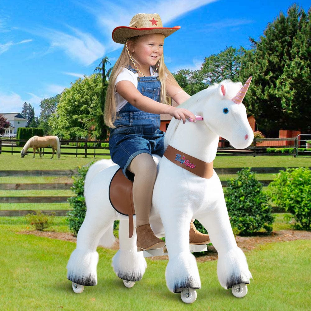 White-Size 5 for Age 7+